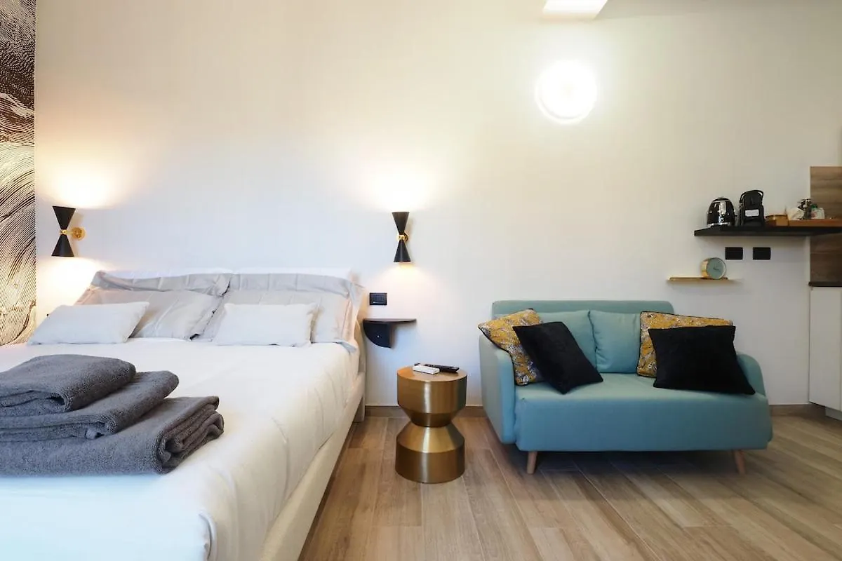 Charming Studio In The Heart Of China Town Milan 0*,