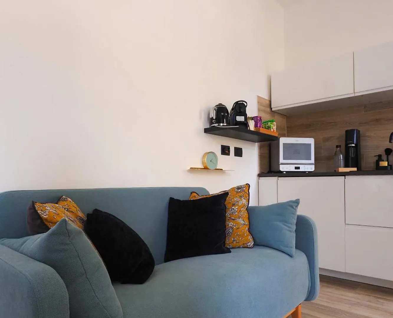 Apartment Charming Studio In The Heart Of China Town Milan