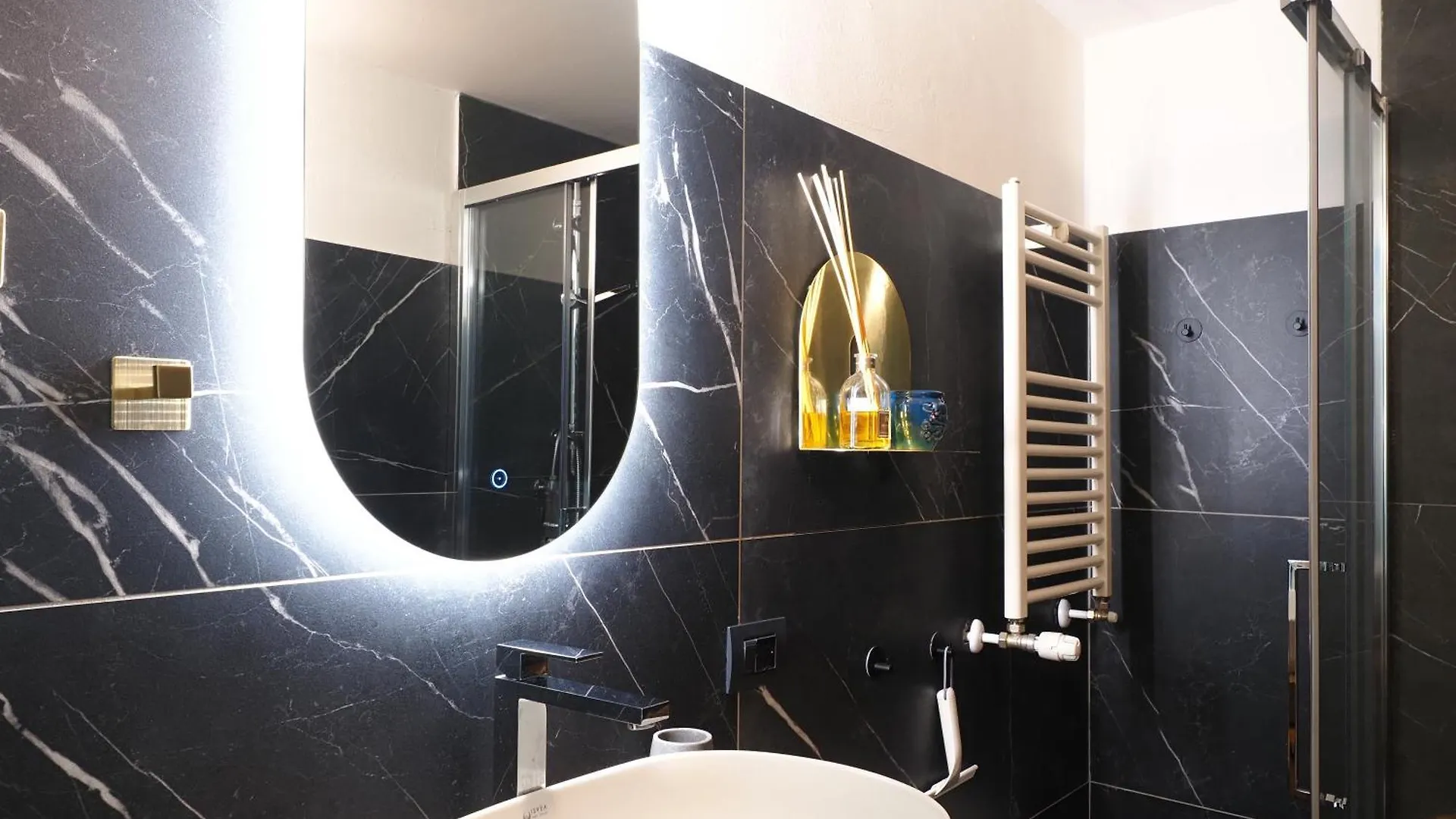 Apartment Charming Studio In The Heart Of China Town Milan